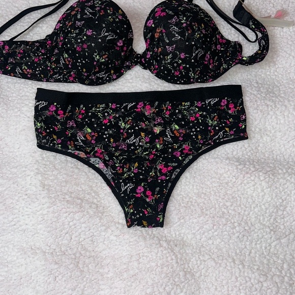 PINK Victoria's Secret Other - PINK Victoria's Secret Black and Pink Bra Intimates Sleepwear